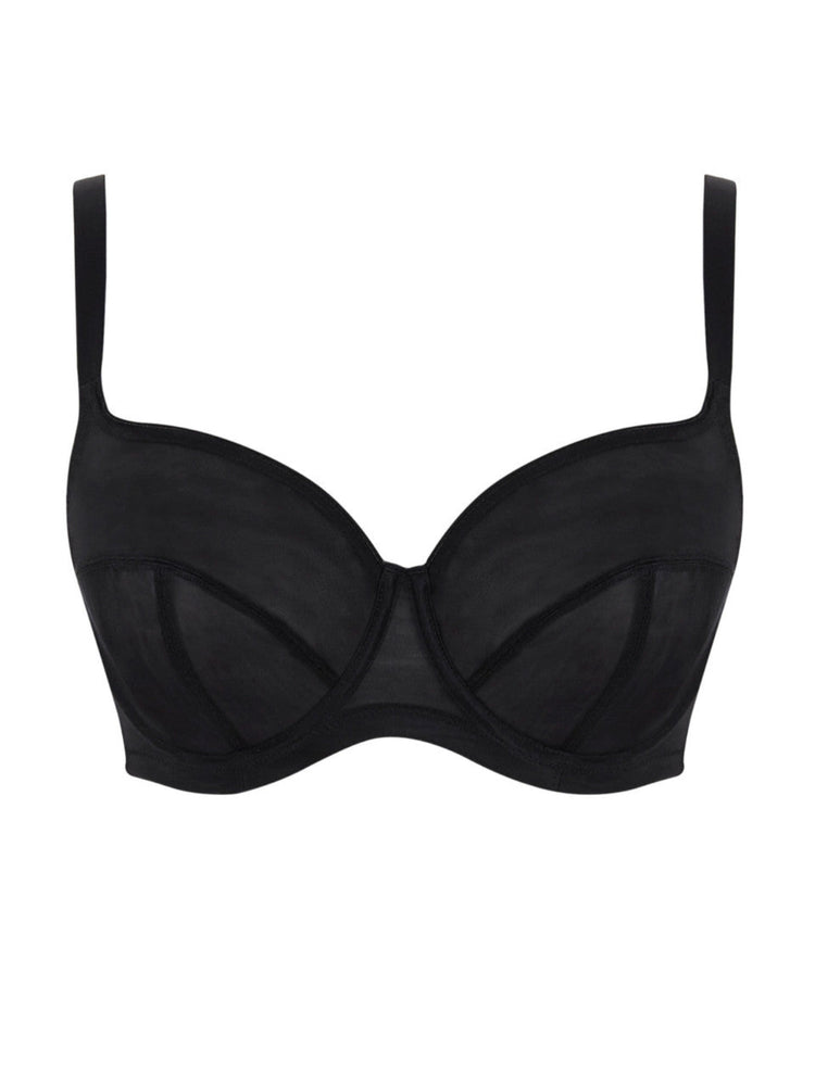Model in Tango Essence Balconette BH Zwart packshot