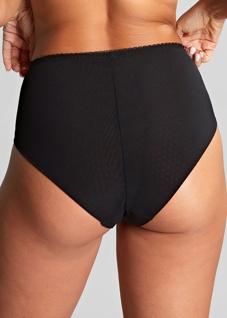 Model in Meadow High Waist broekje zwart achterzijde