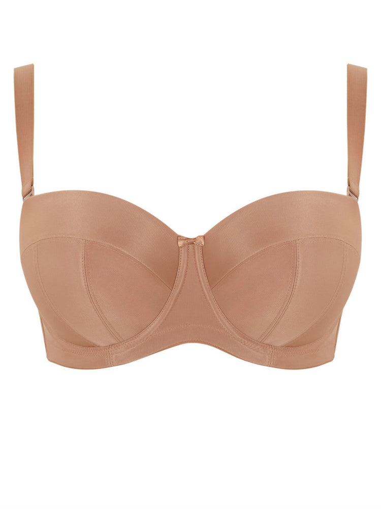 Model in Alice Balconette Strapless BH Honey packshot