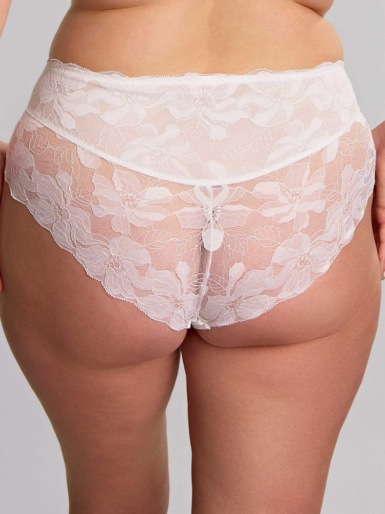 Model in Evangeline High Waist Broekje Wit achterzijde