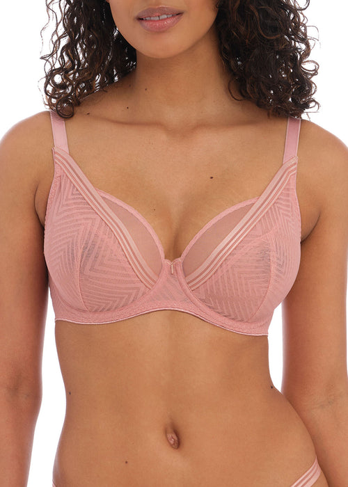 Model in Tailored High Apex BH Ash Rose packshot