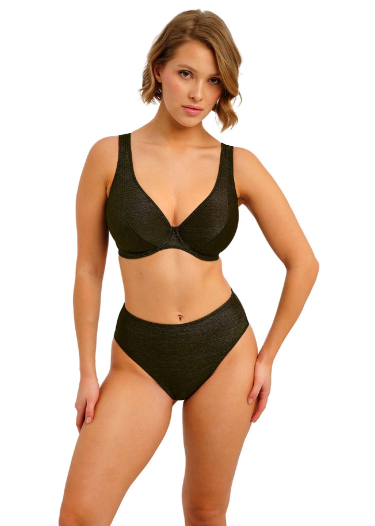 Model in Arizona Wave High Waist Bikini Broekje Nebula voorzijde