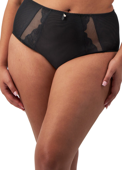Model in Cate Allure High Waist Broekje Zwart voorzijde