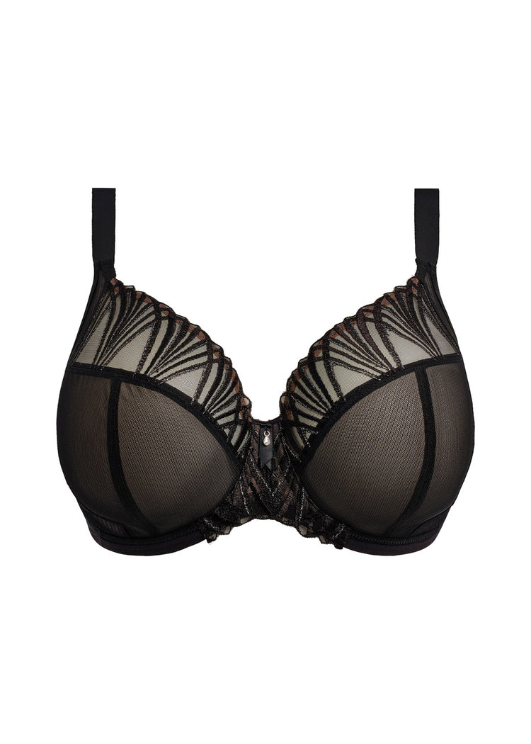 Model in Reja Plunge BH Zwart packshot