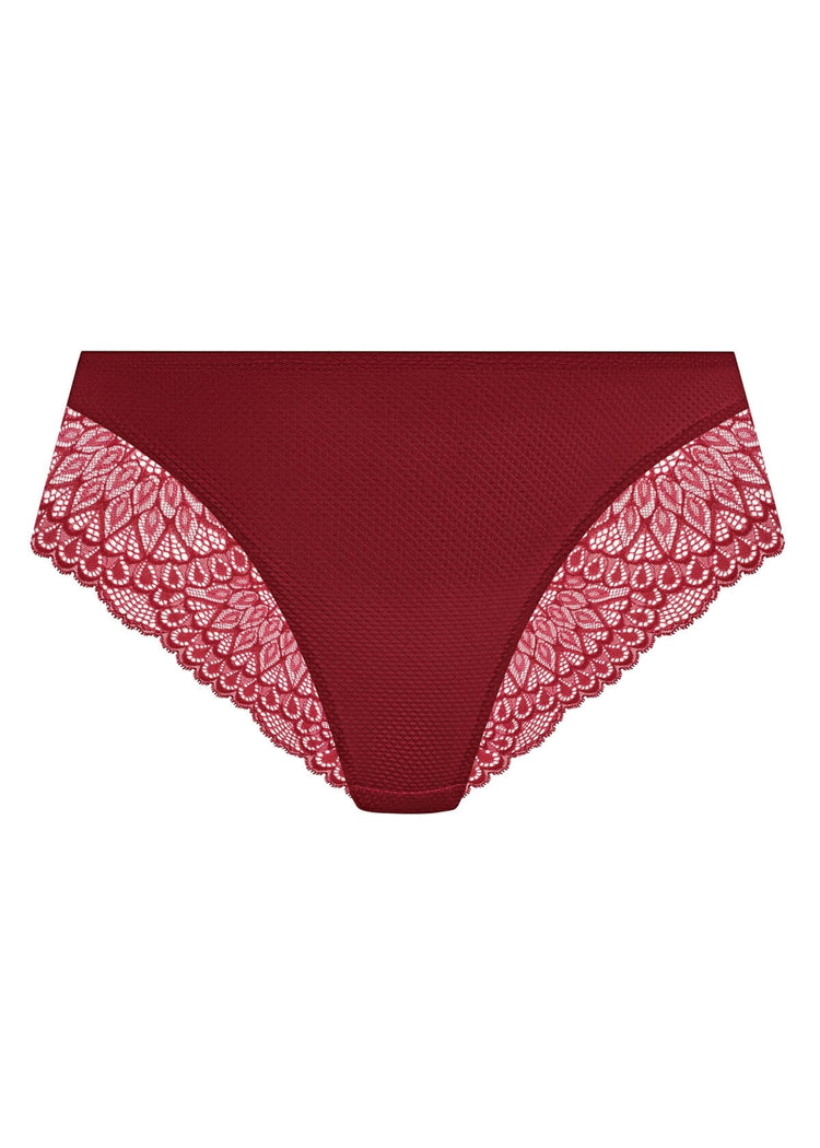 Model in Tiernie Broekje Tibetan Red packshot