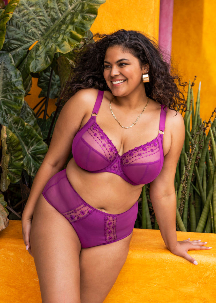 Model in Matilda Plunge BH Hollyhock lifestyle