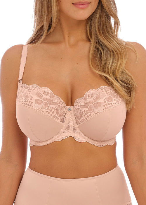 Model in Reflect Side Support BH Beige packshot