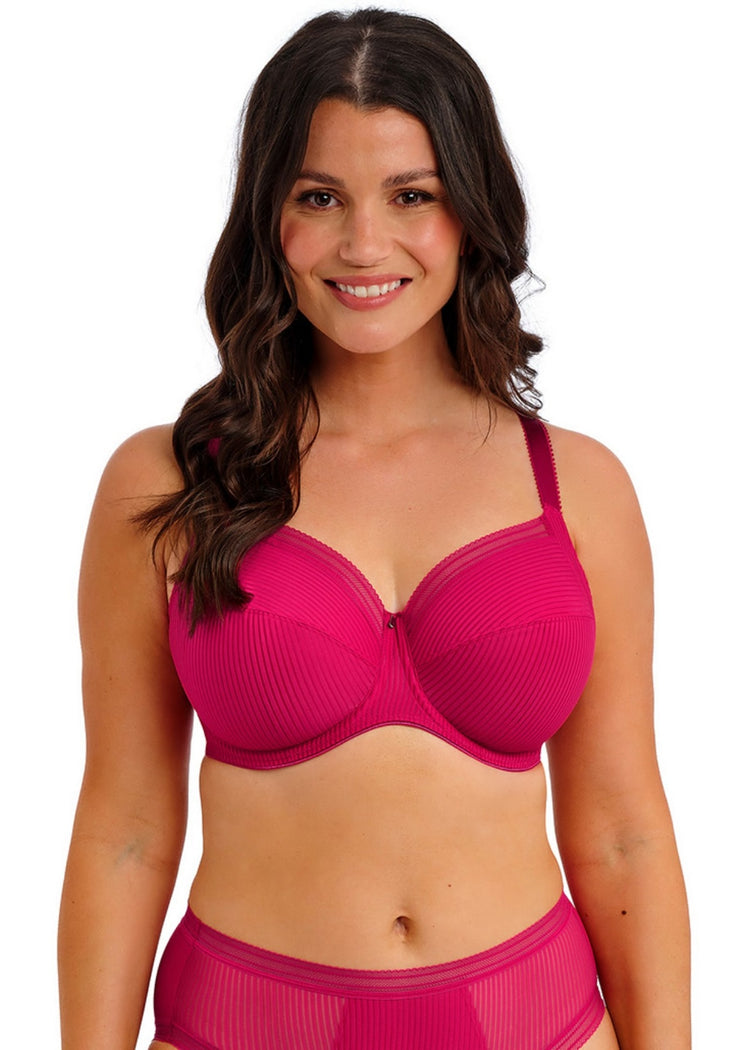 Model in Fusion Full Cup Side Support BH Framboise voorzijde