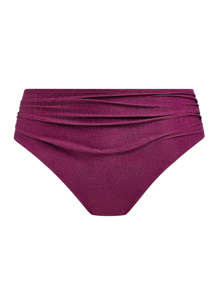 Model in Paros Coast High Waist Bikini Broekje Berry Shimmer packshot
