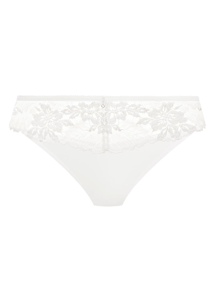 Model in Most Divine Tanga Broekje White packshot