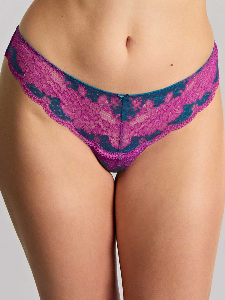 Model in Clara String Teal/Magenta voorzijde