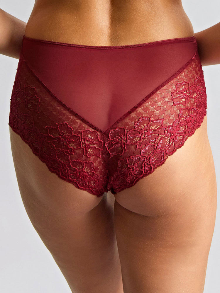 Model in Envy Mid Rise Broekje Sparkling Cherry achterzijde