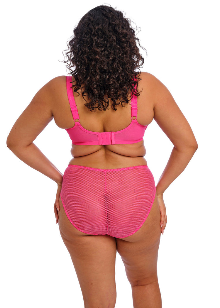 Model in Charley Plunge BH Pink Achterzijde