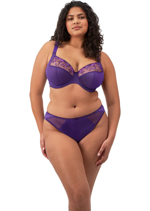 Model in Charley Brazilian Broekje Iris Voorzijde