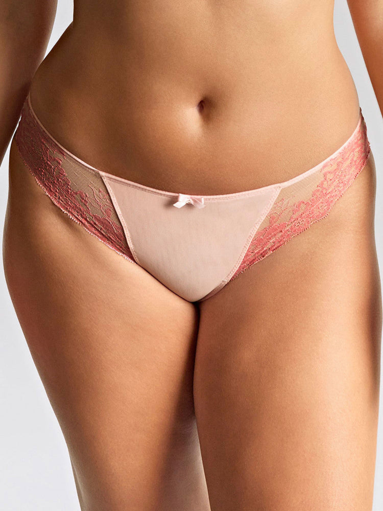 Model in Ana Brazilian Broekje Pink voorzijde