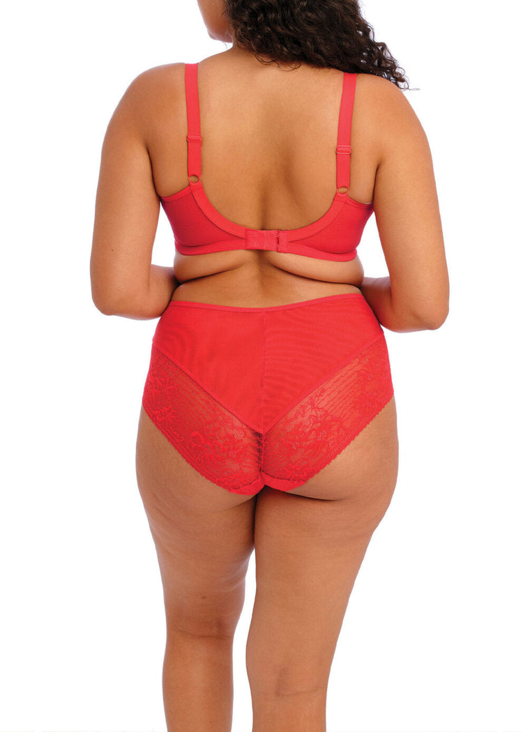 Model in Kendra Plunge BH Cherry achterzijde