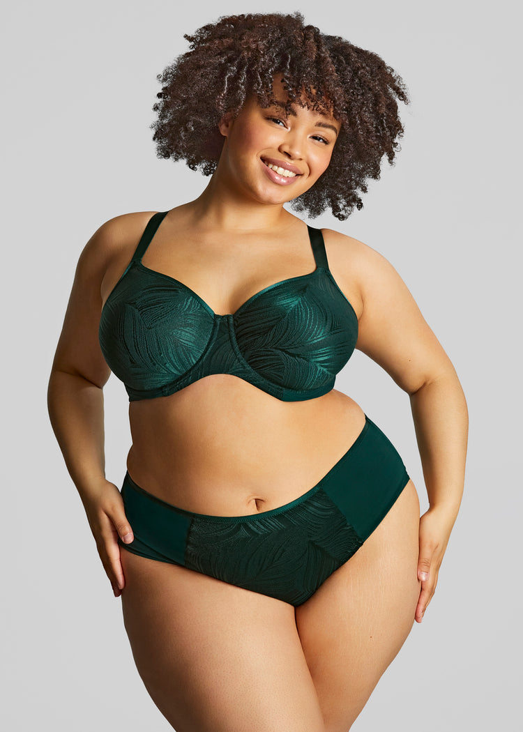 Model in Illuminate High Waisted Broekje Donkergroen Voorzijde