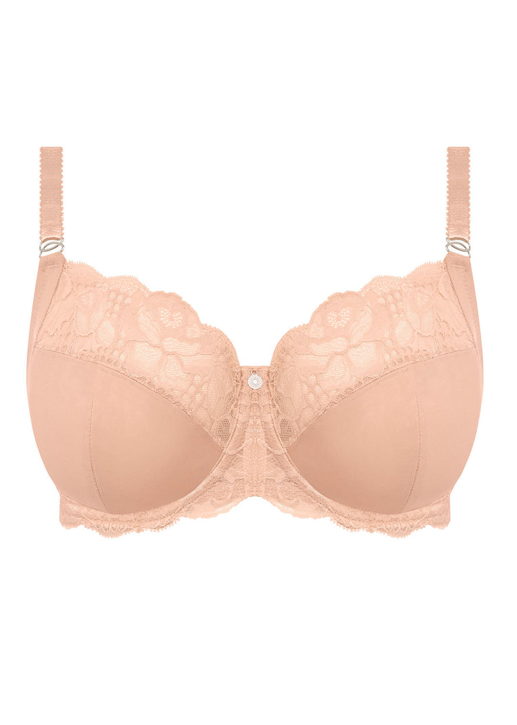 Model in Reflect Side Support BH Beige packshot