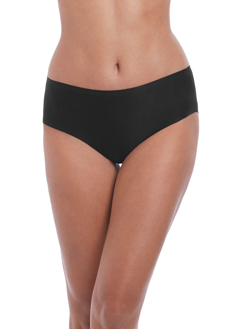 Model in Smoothease Invisible Stretch Broekje Zwart voorzijde