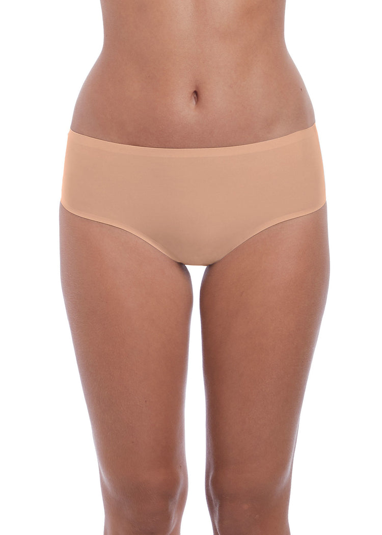 Model in Smoothease Invisible Stretch Broekje Beige voorzijde
