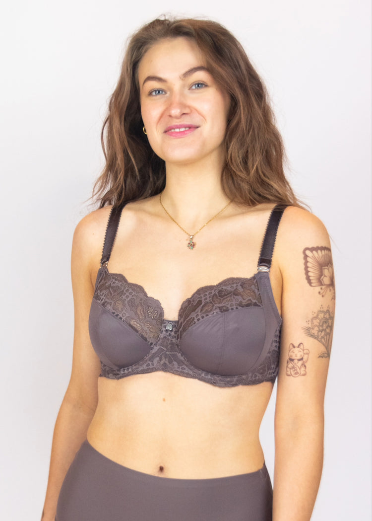 SuperBra model in Reflect Side Support BH Warm Ombre Voorzijde