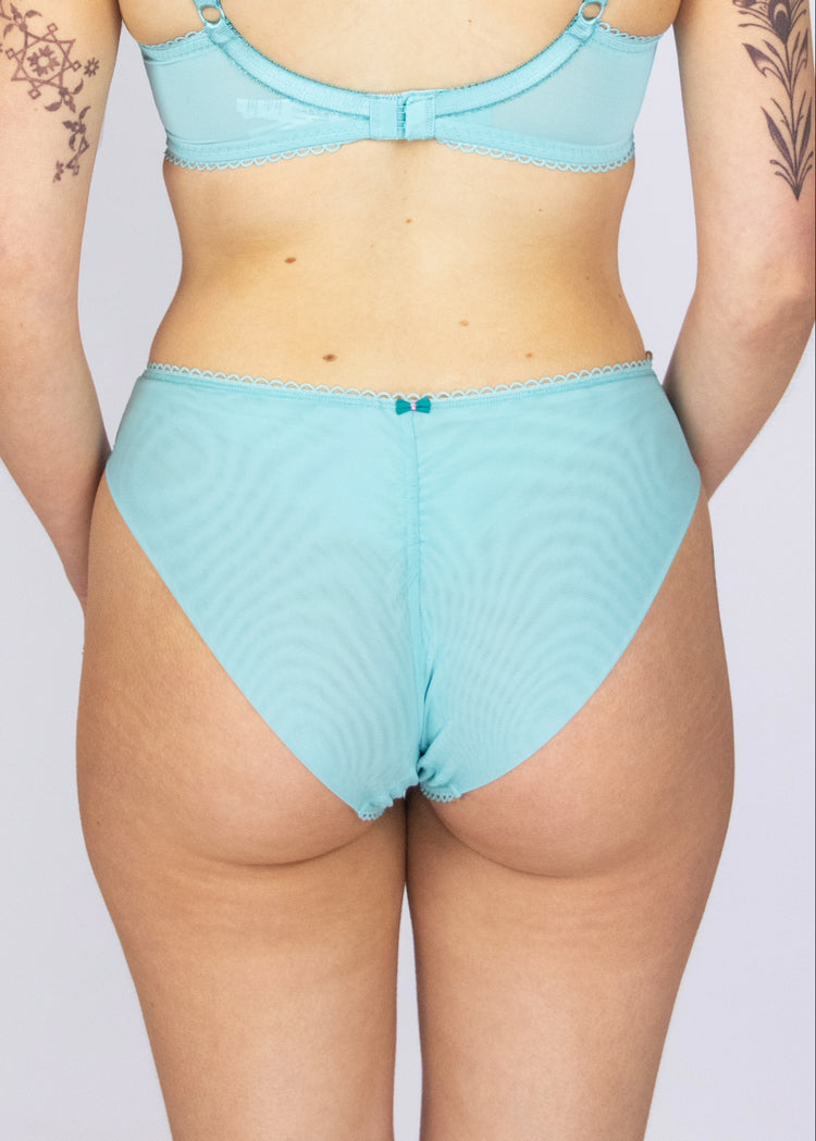 SuperBra Model in Love Crush Broekje Aqua Haze Achterzijde