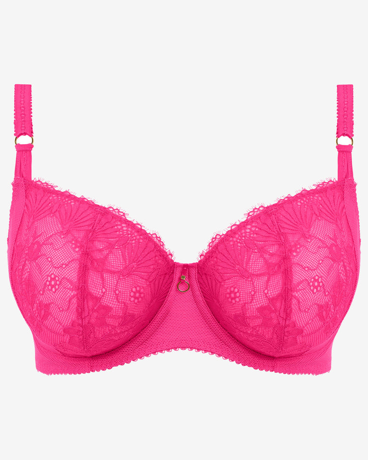 Model in Fascinate Balconette BH Hot Pink voorzijde packshot