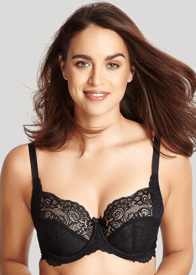 Model in Panache Andorra Full Cup BH Zwart