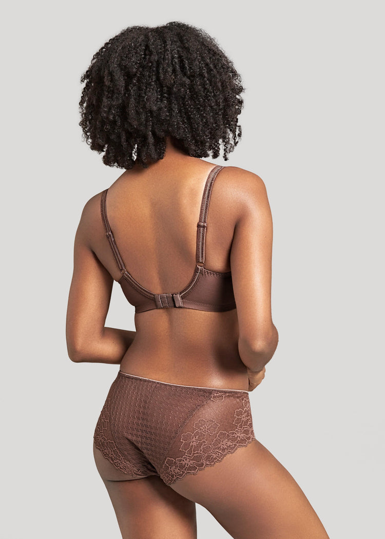 Model in Panache Envy setje Chestnut