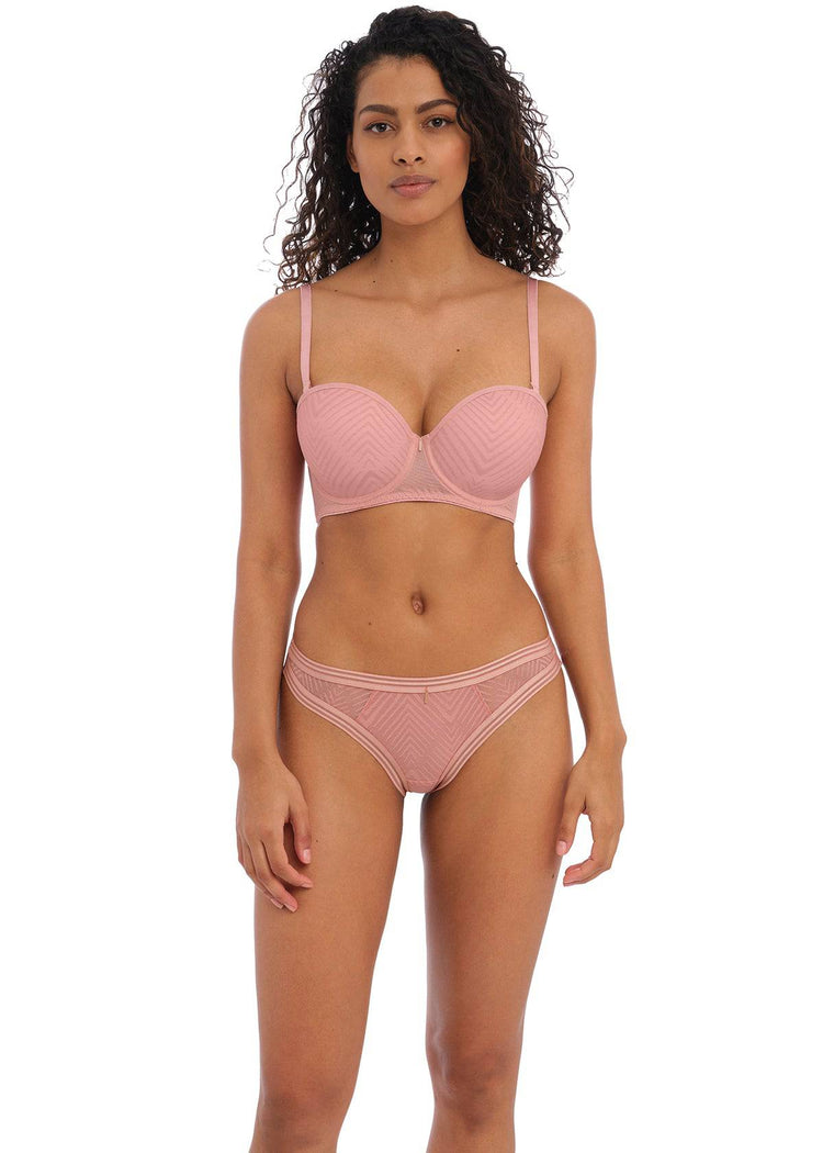 Model In Freya Tailored Set Ash Rose