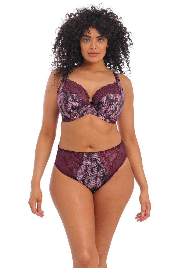Model In Elomi Lucie Set Mambo Voorkant
