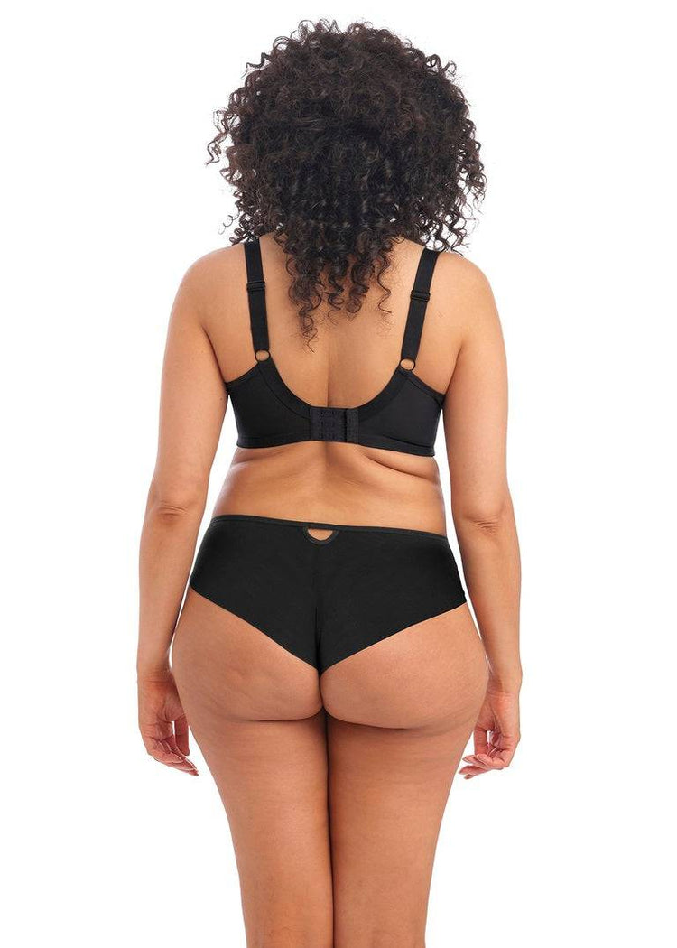 Model In Elomi Priya Brazillian Broekje Zwart Achterkant