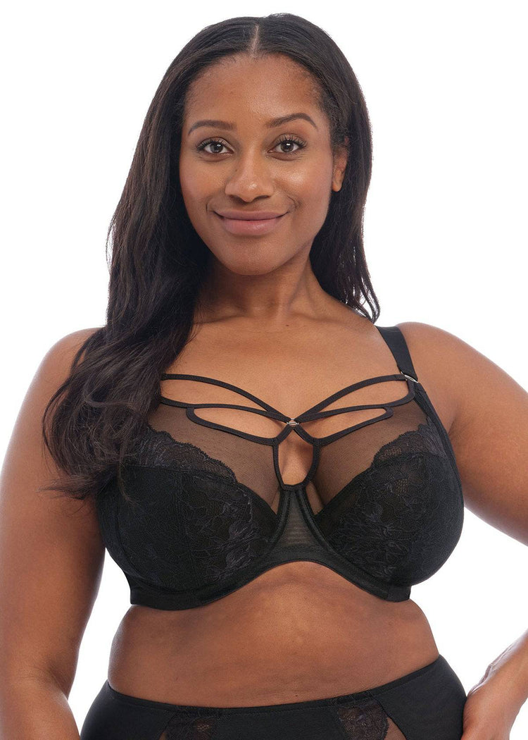Model in Elomi Brianna Plunge BH Zwart voorzijde