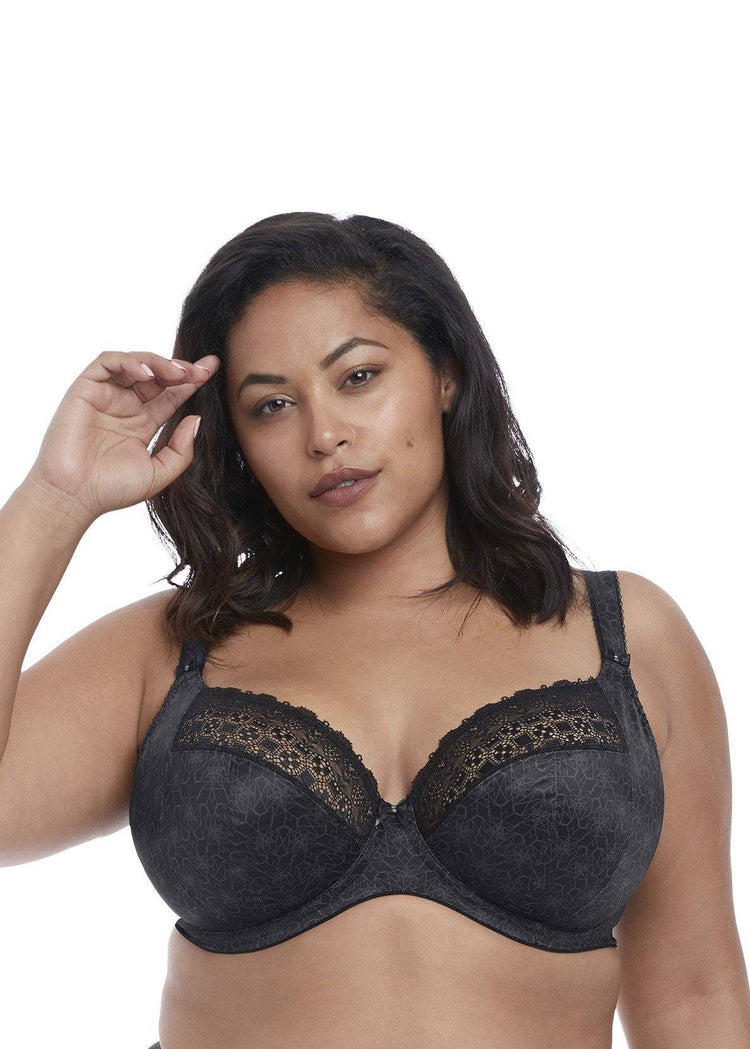 Model in Elomi Kim Plunge BH Zwart