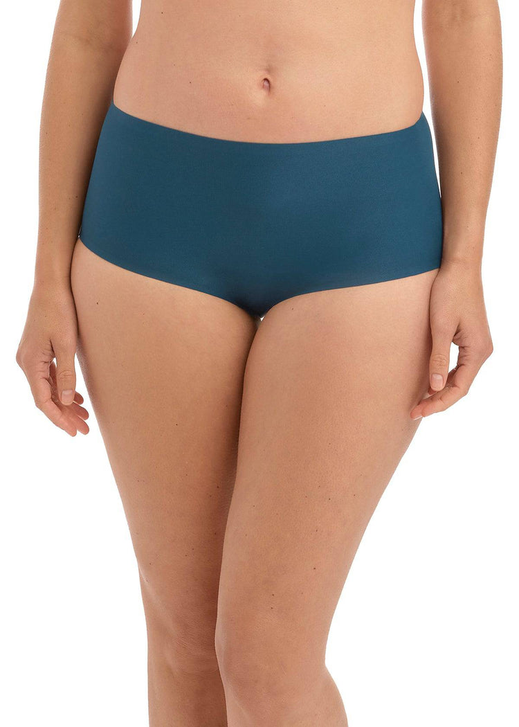 Model In Fantasie Smoothease Broekje Teal Voorzijde