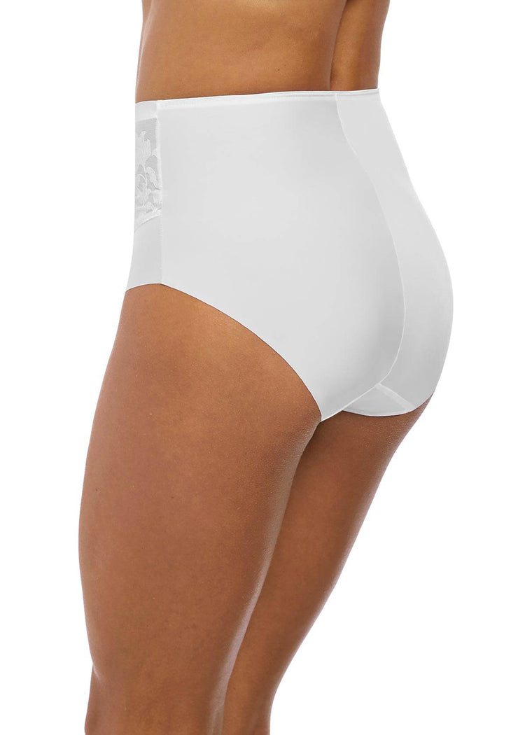 Model in Fantasie Illusion High Waisted Broekje Wit zijaanzicht