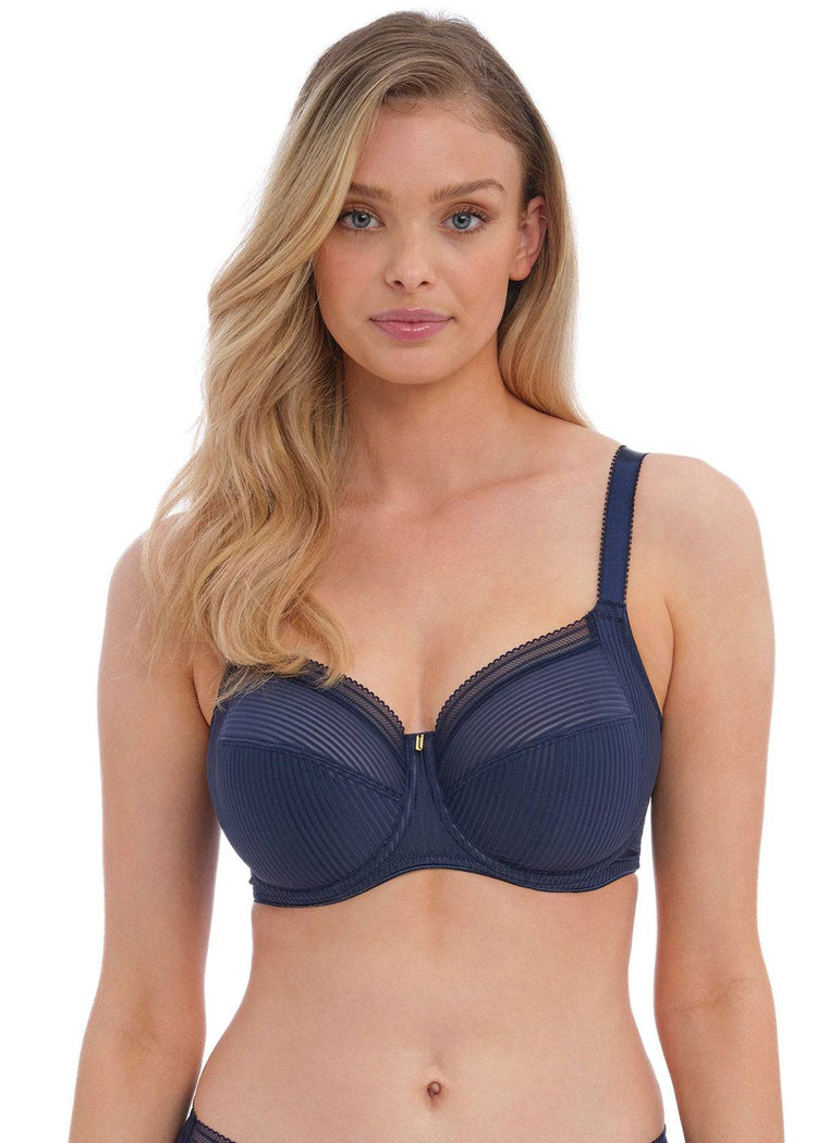 Model In Fantasie Fusion Full Cup BH Navy Voorzijde