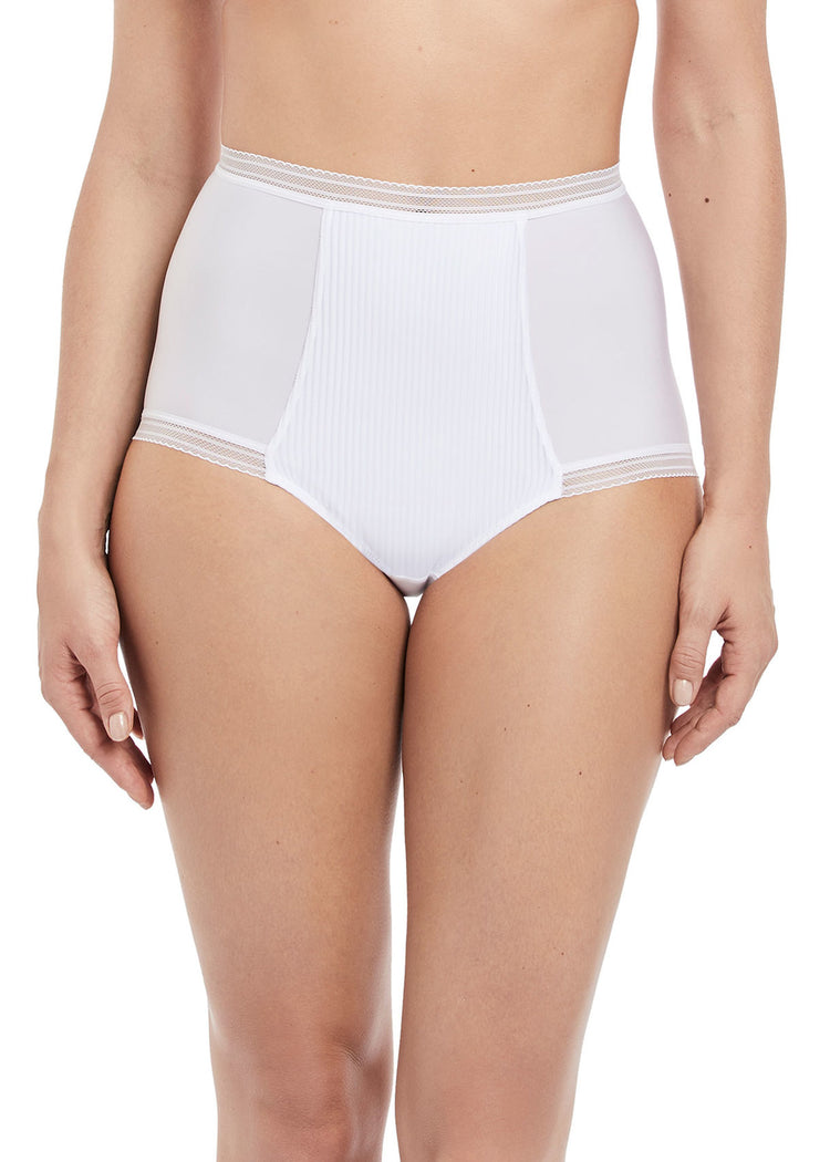 Model in Fantasie Fusion High Waisted Broekje Wit voorzijde