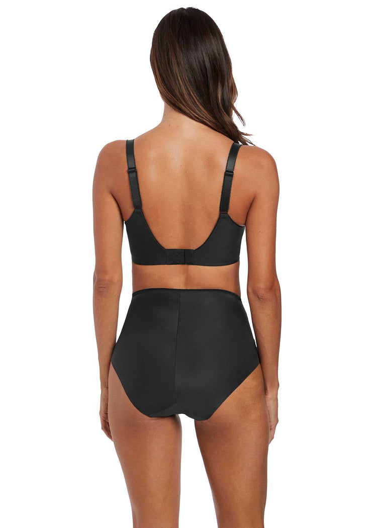 Model in Fantasie Illusion set Zwart voorzijde