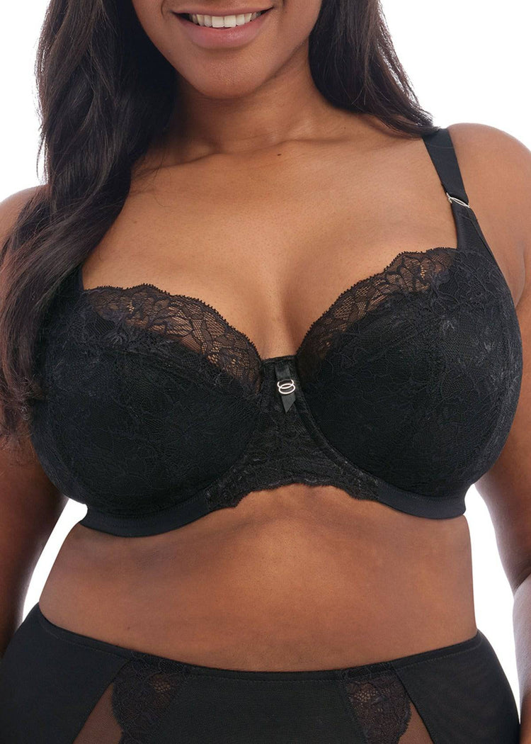 Model in Brianna Padded Balconette BH Zwart voozijde