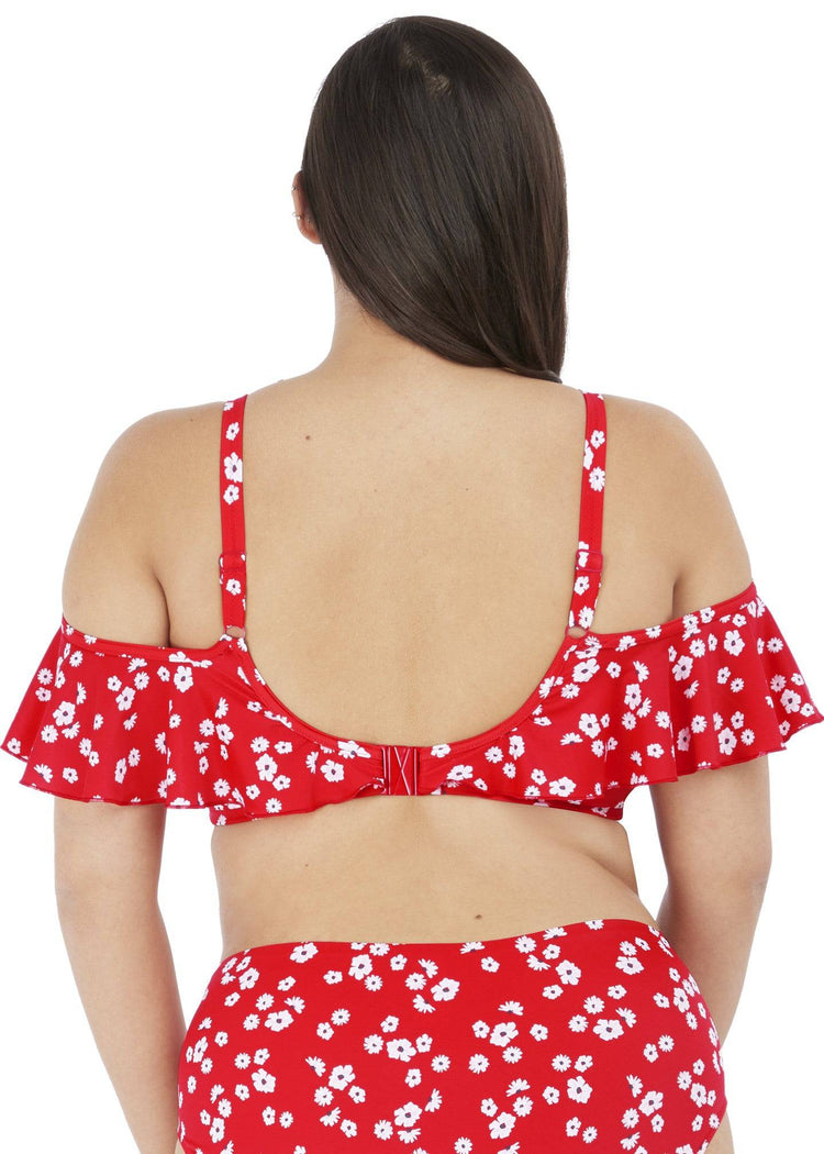 Rug van model in Elomi Plain Sailing Bikini Top Red Floral