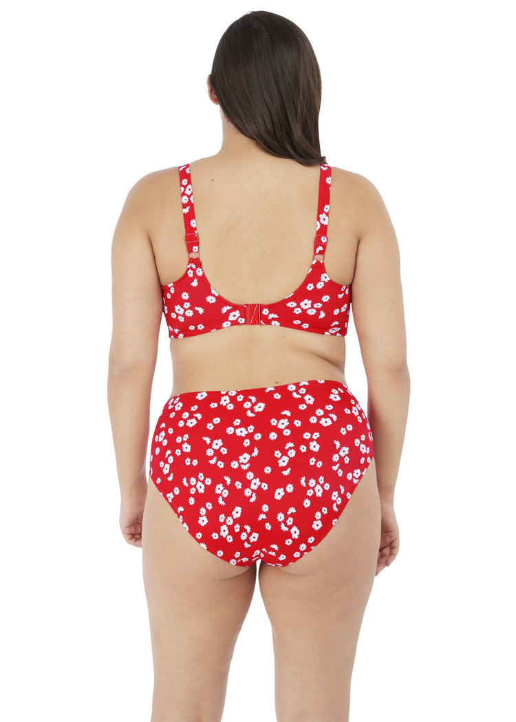 Rug van model in Elomi Plain Sailing Bikini Broekje Red Floral