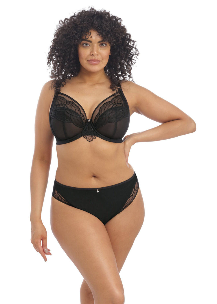Model In Elomi Priya Brazillian Broekje Zwart Voorkant