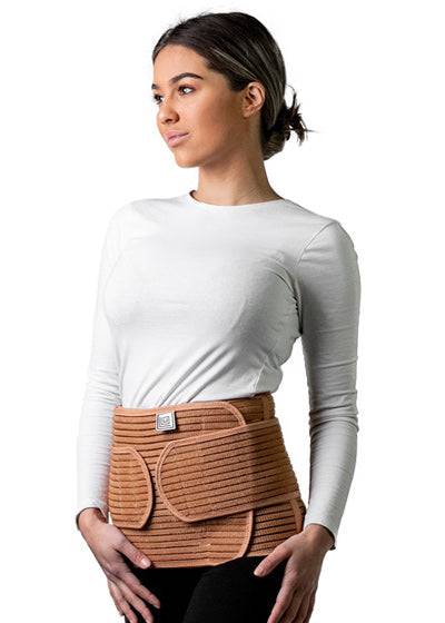Model in Louland Sluitband Louise voorzijde