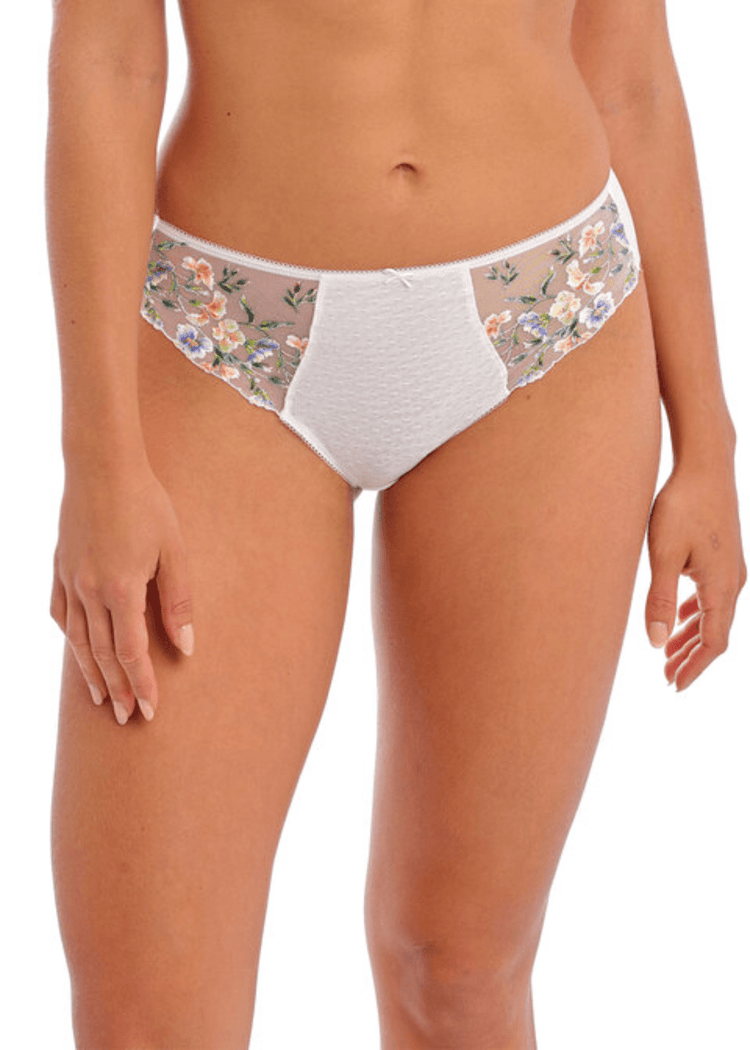 Model in Aurelia Broekje Wit Voorzijde