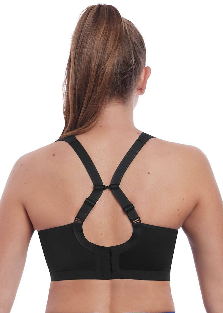 Rug van model in Freya Dynamic Soft Sports Bra Zwart met racerback optie