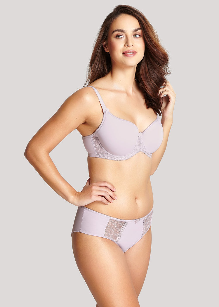 Model in Panache Cari Lavender Haze set