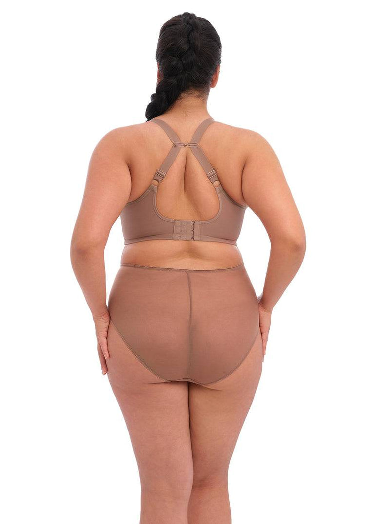 Model in Matilda Full Cup Plunge BH Clove achterzijde