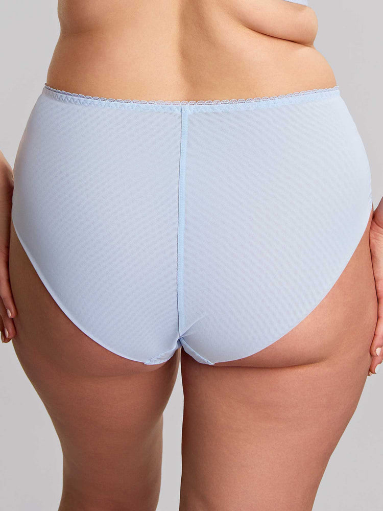 Model in Meadow High Waist Broekje Dusky Blue achterzijde