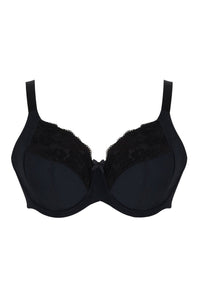 Model in Amara Full Cup BH Zwart packshot